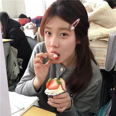 不做黯淡的月亮